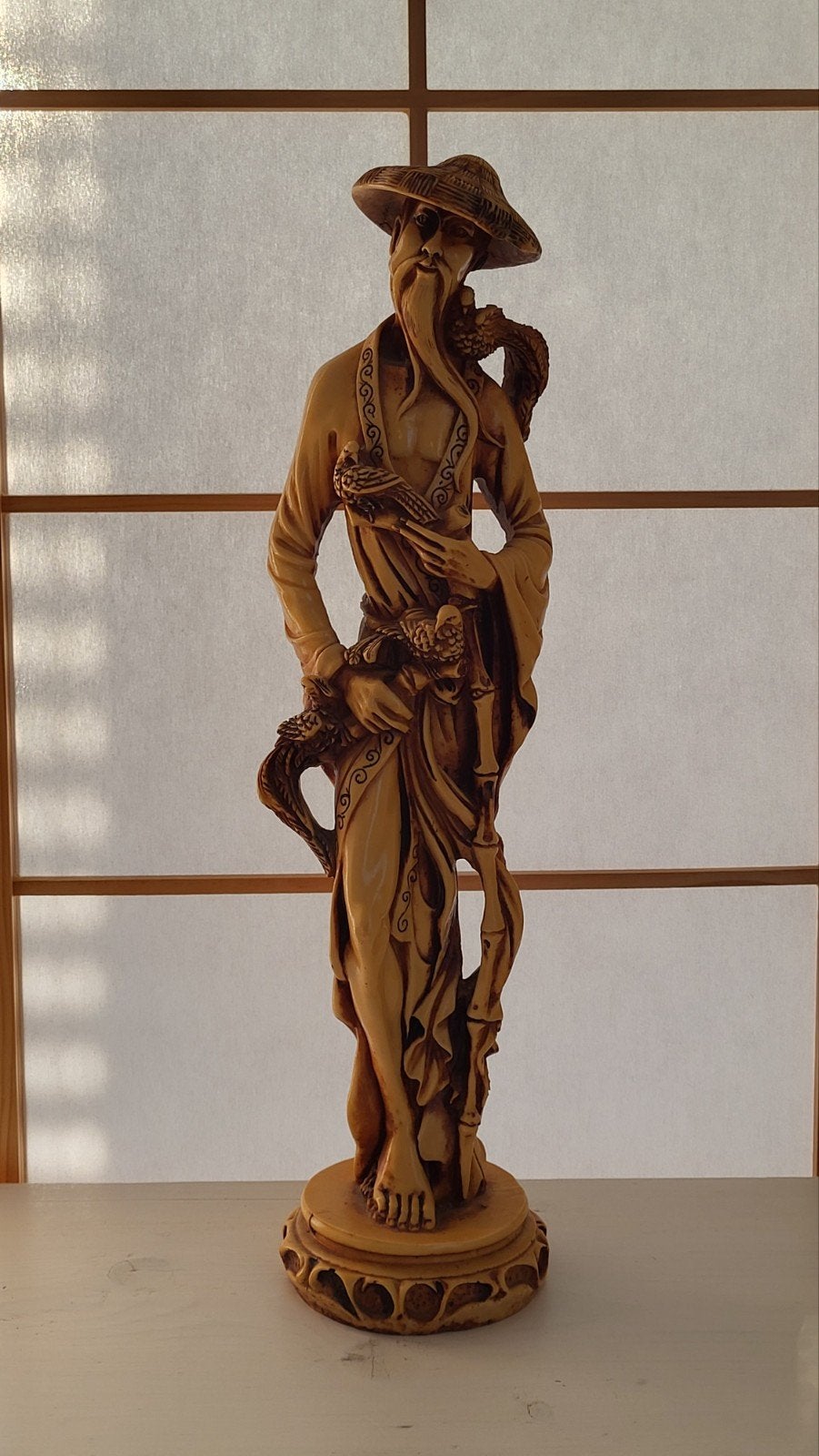 Oud beeldje van man met hoed - gelijmd, Antiek en Kunst, Ophalen of Verzenden, 20 - 50 cm, Beeld, Man