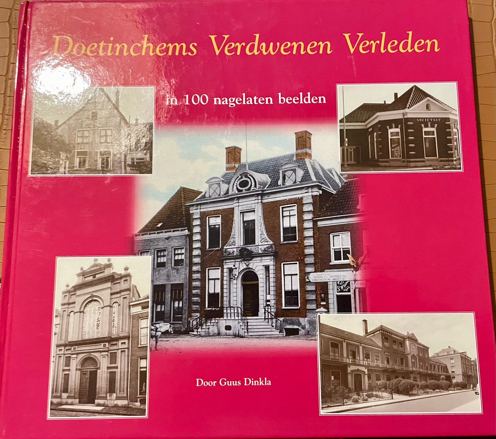Doetinchems Verdwenen Beelden Door Guus Dinkla, Boeken, Ophalen, Zo goed als nieuw