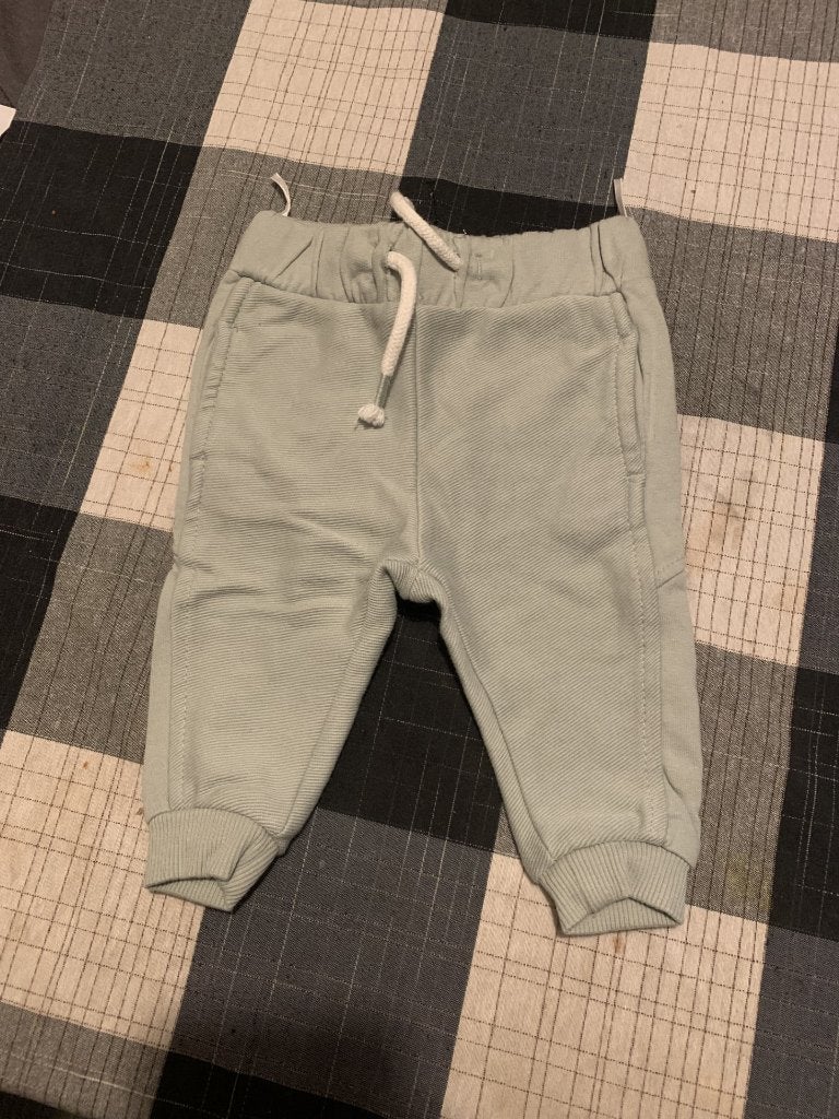 Groene harembroekje van de C&A. Maat 68, Kinderen en Baby's, Babykleding | Maat 68, C&A, Broekje, Ophalen of Verzenden, Zo goed als nieuw