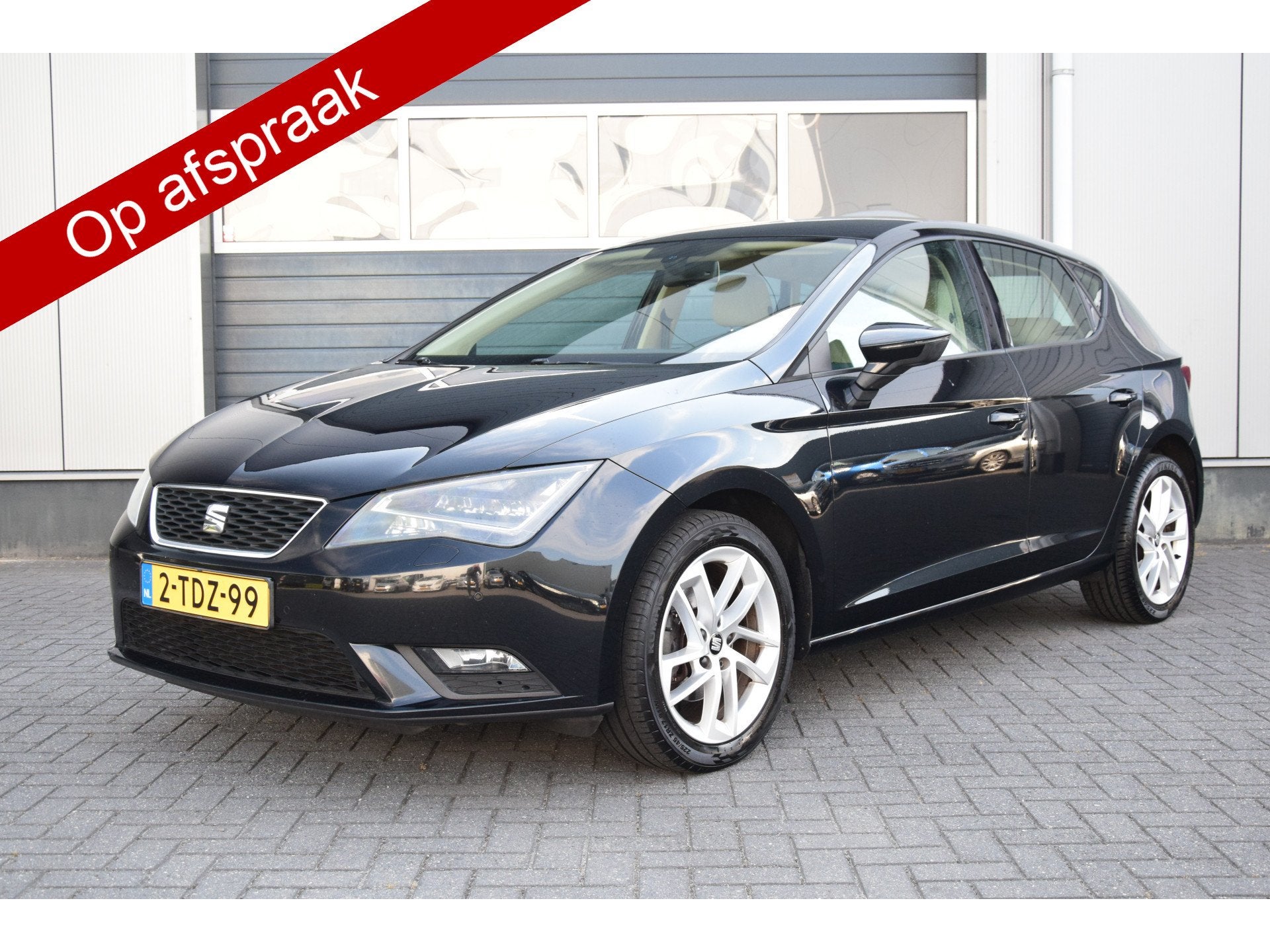 SEAT Leon 1.4 TSI Style Navi Leer/stoelverwarming Sound/pakk, Voorwielaandrijving, Euro 5, Gebruikt, Beige