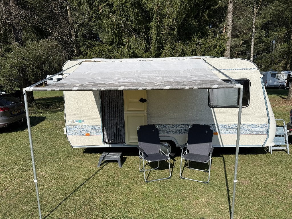 Adria Unica 430PH – uitstekend onderhouden - vakantieklaar, Dwarsbed, Treinzit, 750 - 1000 kg, Particulier