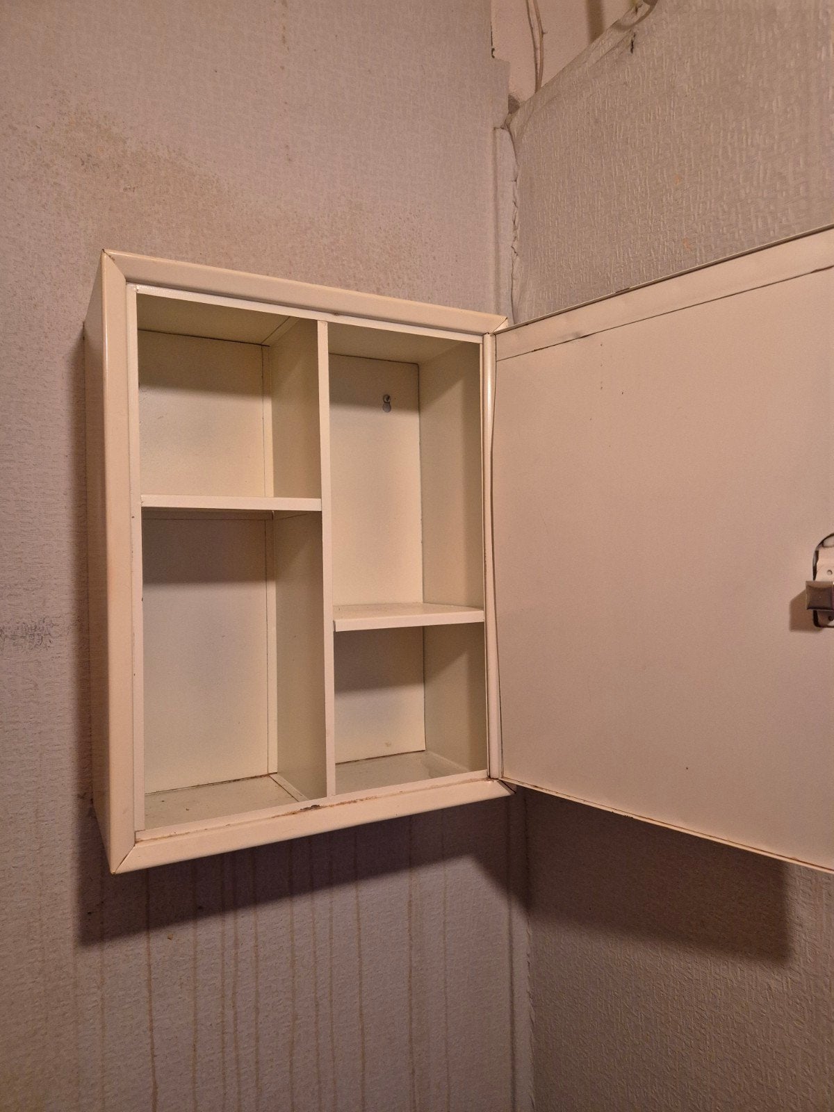 Vintage medicijnkastje met spiegel, Ophalen of Verzenden