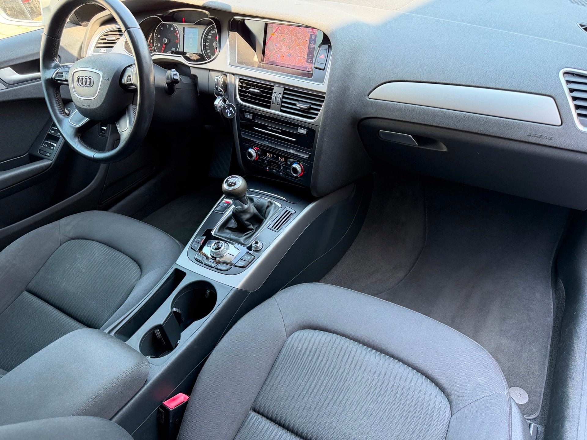 Audi A4 Limousine 1.8 TFSIe Edition |FASELIFTMODEL|NETTE AUT, Auto's, Audi, Voorwielaandrijving, Stof, Gebruikt, 4 cilinders