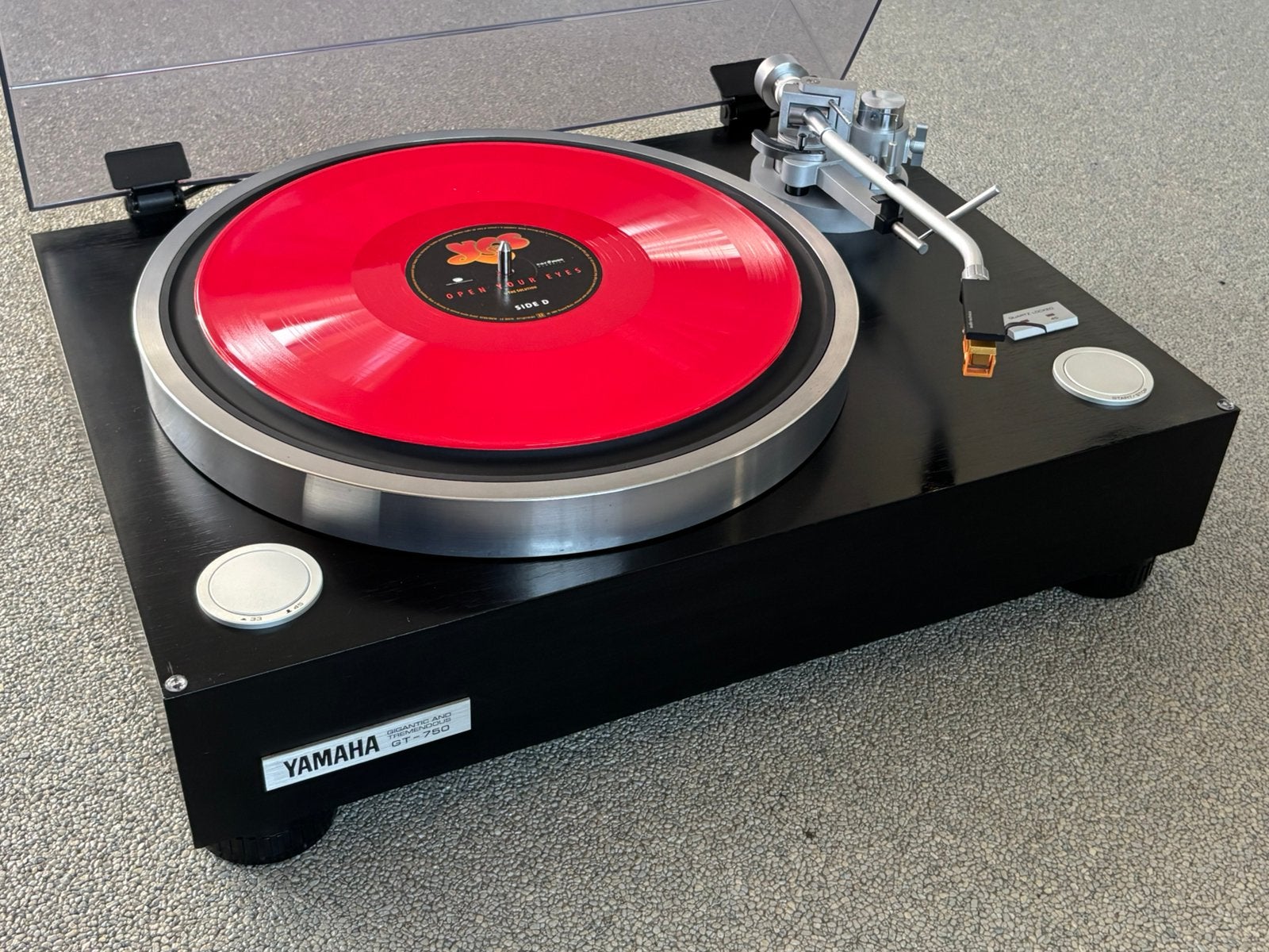 Yamaha GT-750 high end turntable 230 Volt, Audio, Tv en Foto, Ophalen of Verzenden, Zo goed als nieuw, Overige merken