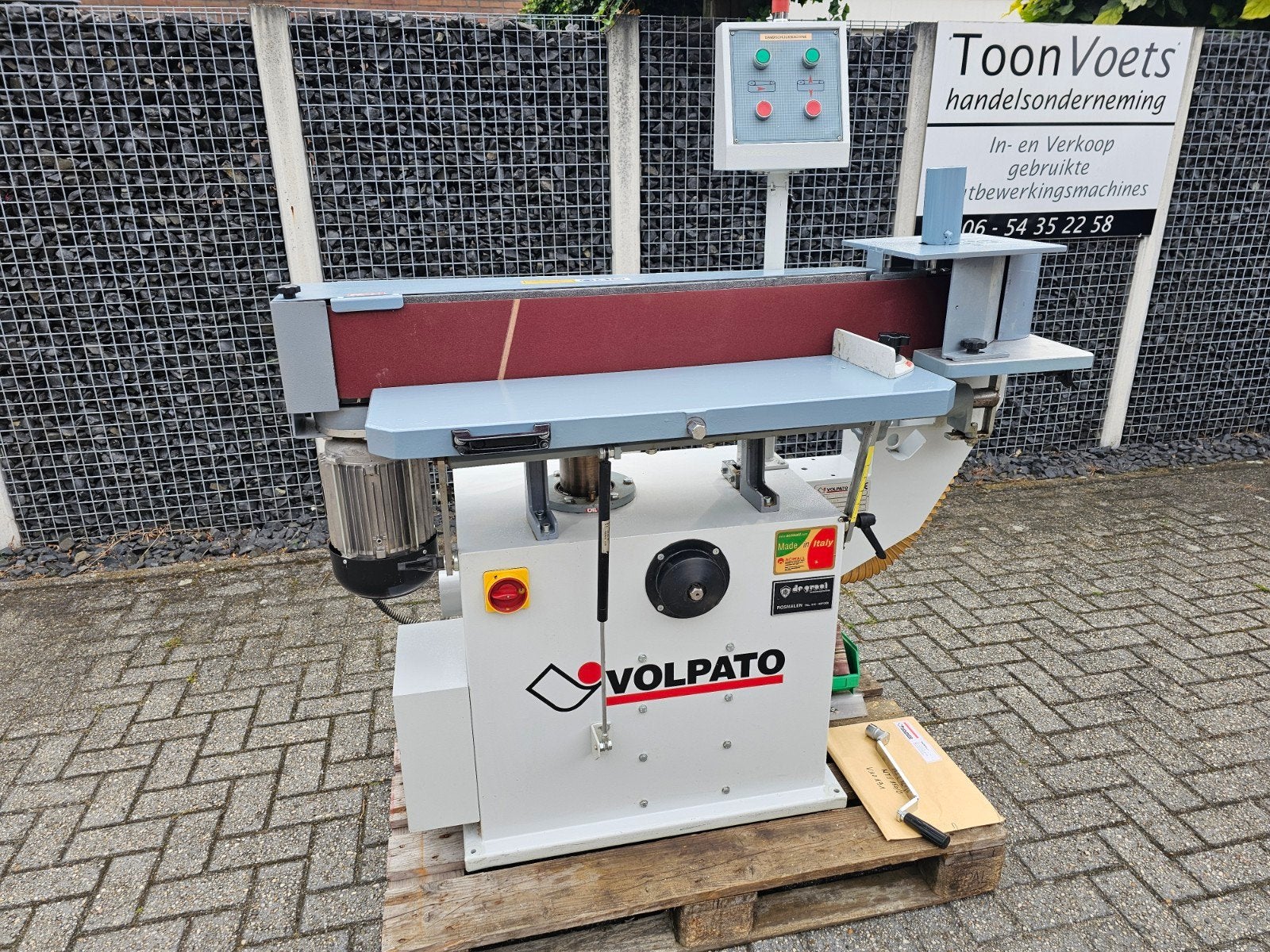 Foto 3 van Kantenschuurmachine Volpato Nieuwstaat