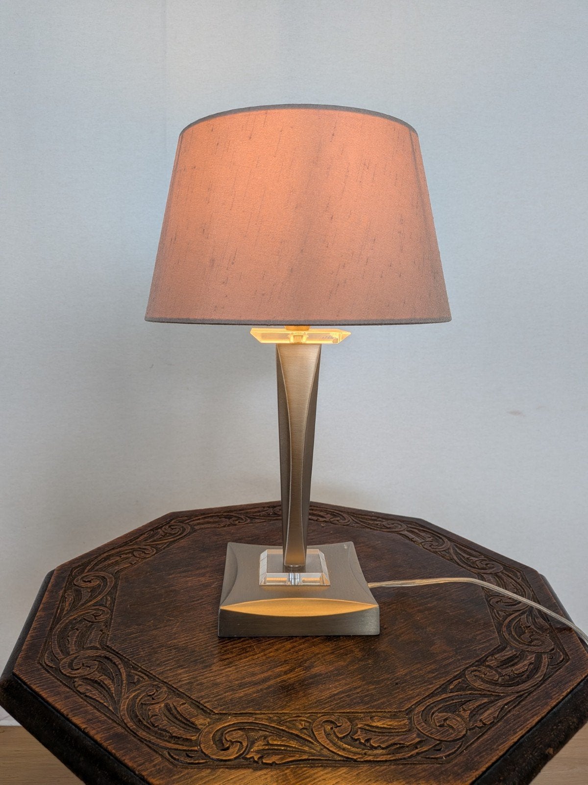 Vintage Design Tafellamp – Metaal & Acryl – gemerkt – 40 cm, Antiek en Kunst, Ophalen of Verzenden