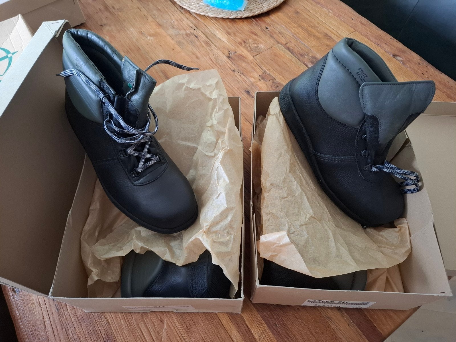 Steitz secura werkschoen maat 43 2 paar, Ophalen of Verzenden, Nieuw, Zwart, Werkschoenen