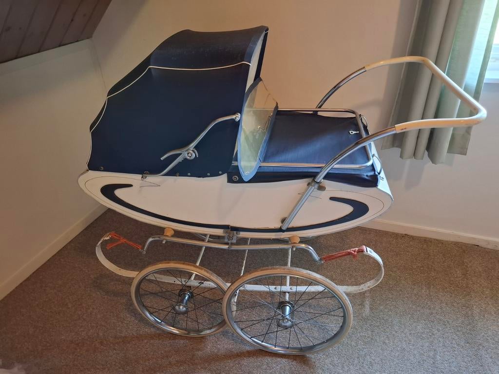 Vintage Kinderwagen - Klassiek en Charmant, Gebruikt, Met reiswieg, Ophalen, Kinderwagen