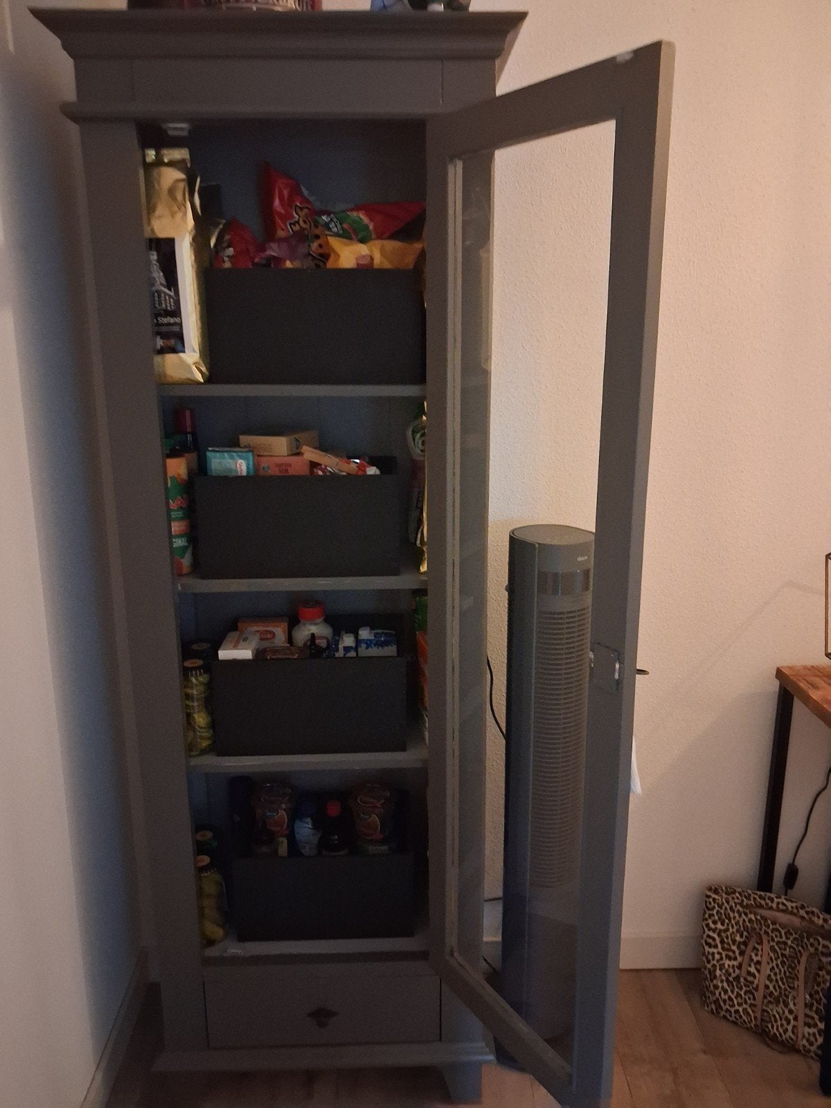 Vitrine kast met glazen deur, Antraciet geverfd, Vintage, 25 tot 50 cm, Met deur(en), 50 tot 100 cm