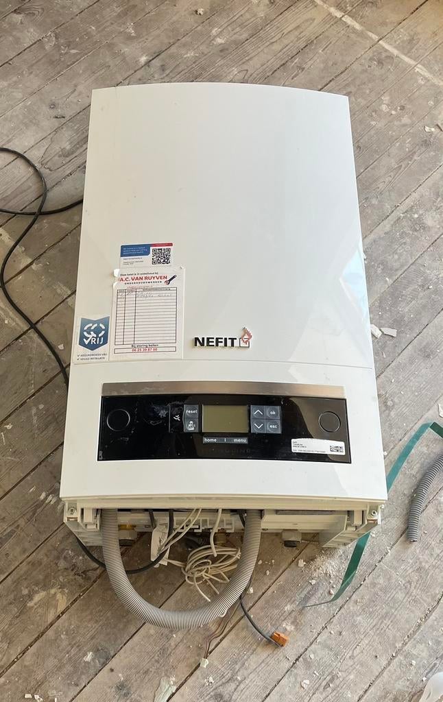 Nefit cv_ketel, Doe-het-zelf en Verbouw, Geisers en Boilers, Ophalen of Verzenden, Zo goed als nieuw, Geiser