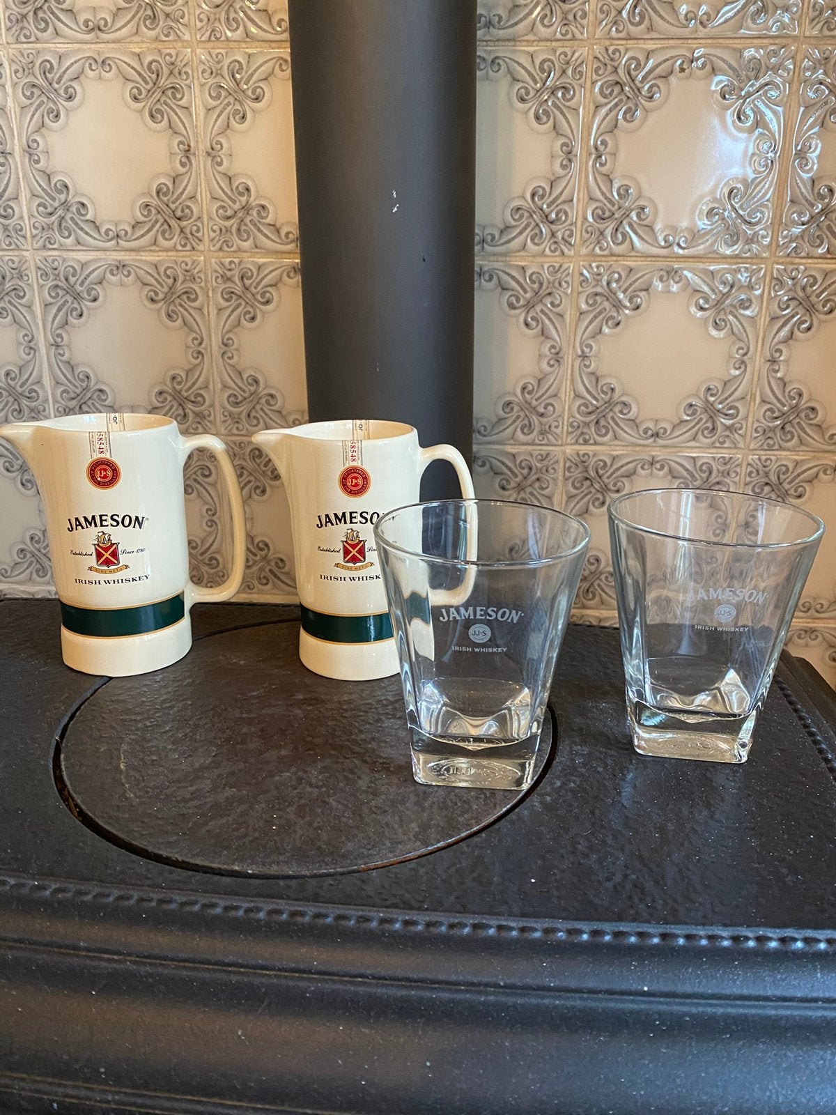 Jameson whiskey > 2 vintage waterkannetjes + 2 whiskeyglazen, Keramiek, Overige typen, Nieuw, Ophalen of Verzenden