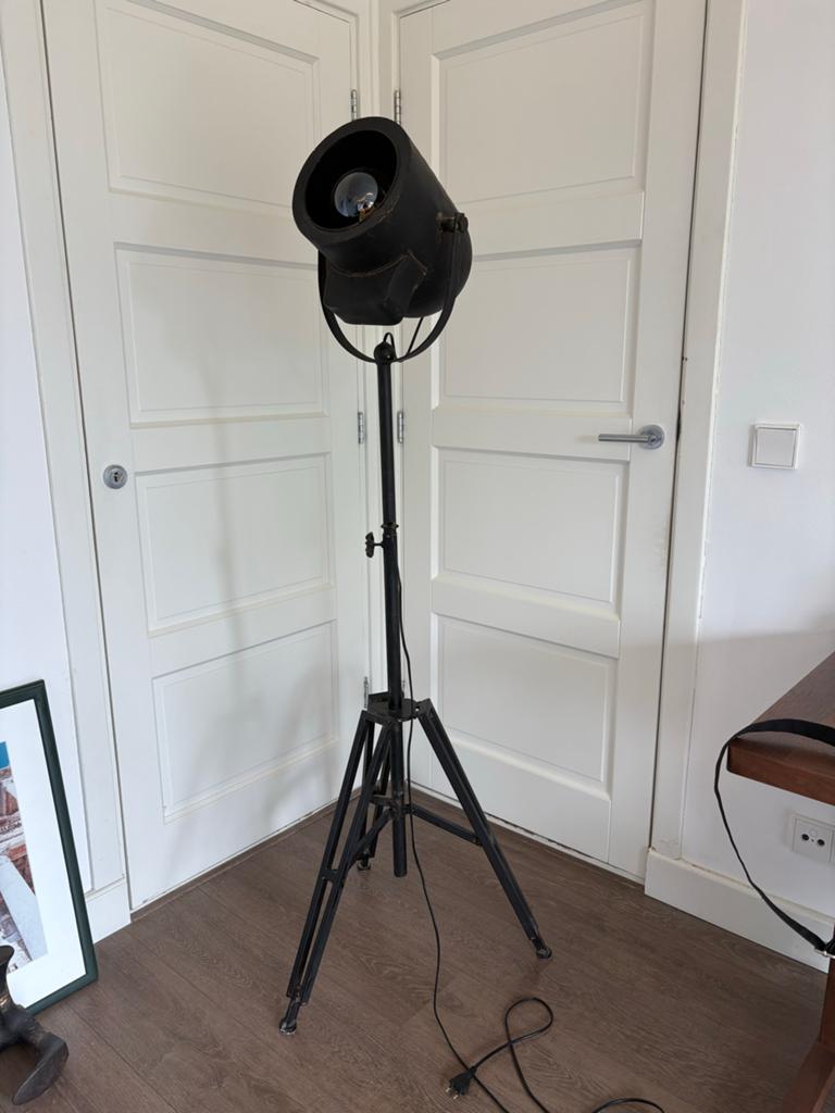 Industriële studio lamp van metaal, inclusief lamp, Ophalen, Gebruikt, Metaal, 150 tot 200 cm