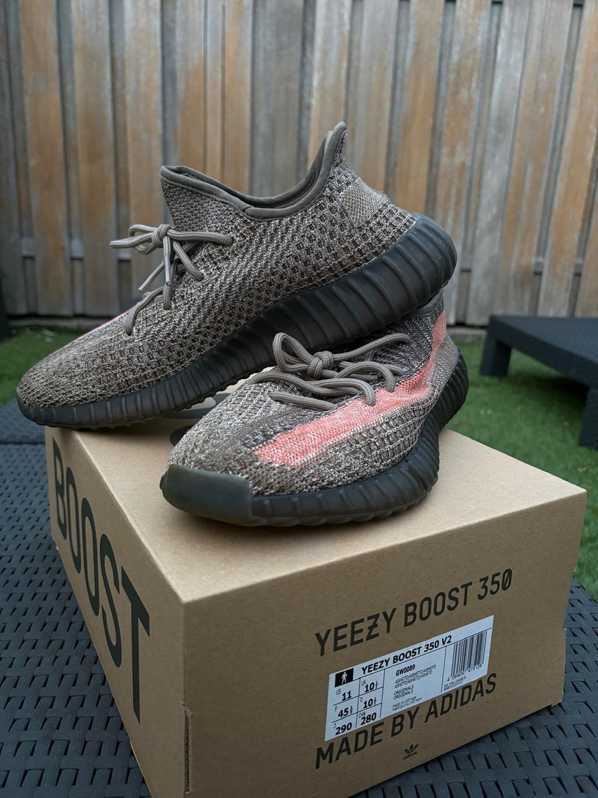 Adidas Yeezy Boost 350 V2 - Ash Stone, Overige kleuren, Ophalen of Verzenden, Sneakers of Gympen, Adidas Yeezy