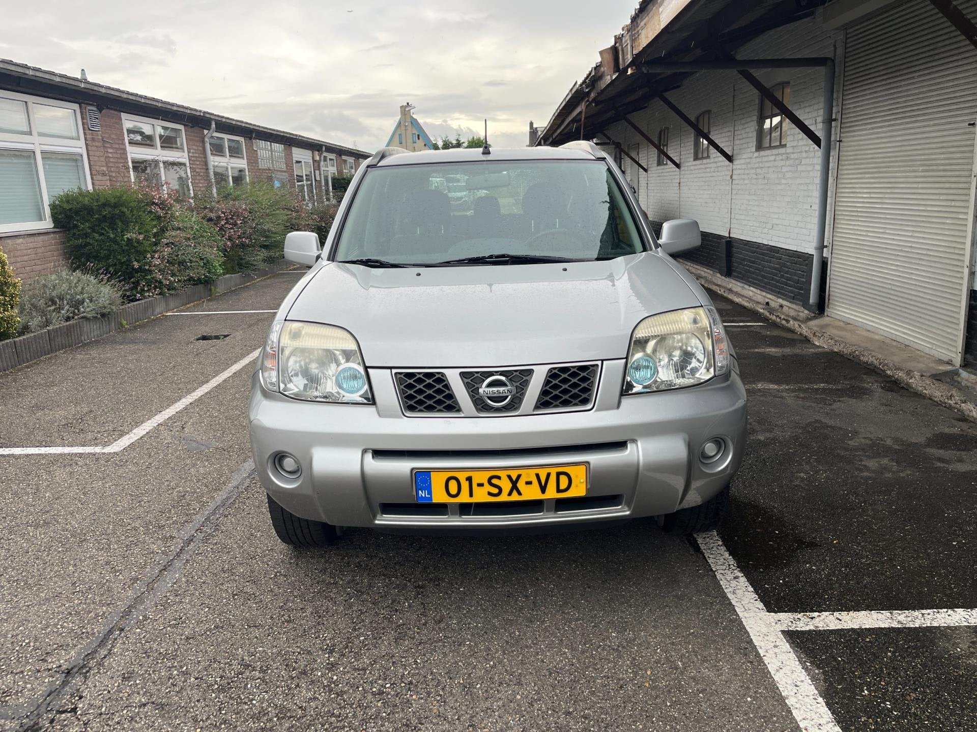 Nissan X-Trail 2.0 Columbia 2wd DEALER OH NAP ZIE FOTO NIEUW, Auto's, Stof, Gebruikt, 4 cilinders, Bedrijf