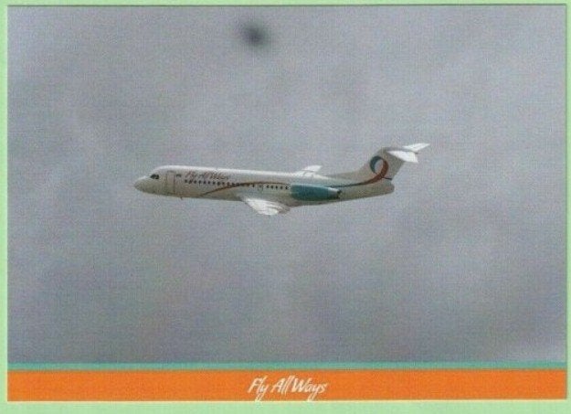 Fly All Ways Fokker 70 ansichtkaart (blanco achterzijde), Ophalen of Verzenden, Nieuw, Kaart, Foto of Prent