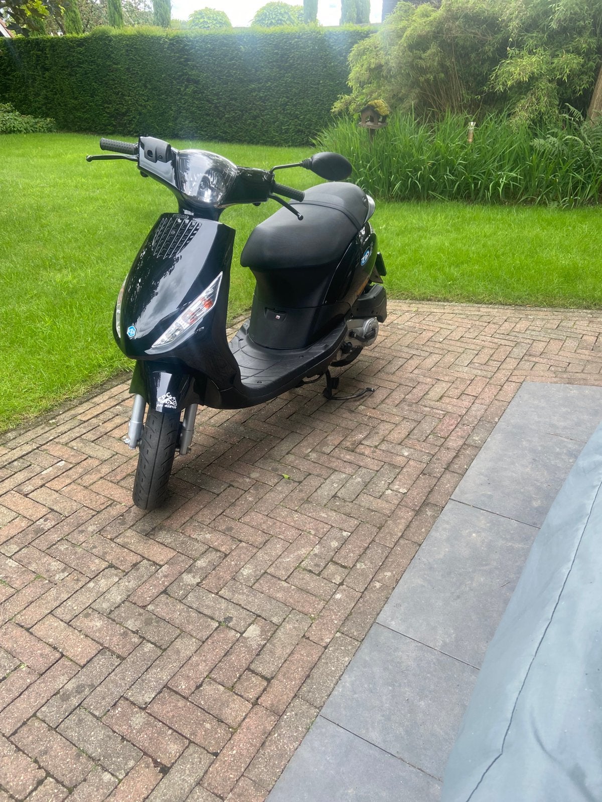 Tekoop scooter zip piaggio, Fietsen en Brommers, Ophalen of Verzenden, Zo goed als nieuw, Benzine, Piaggio