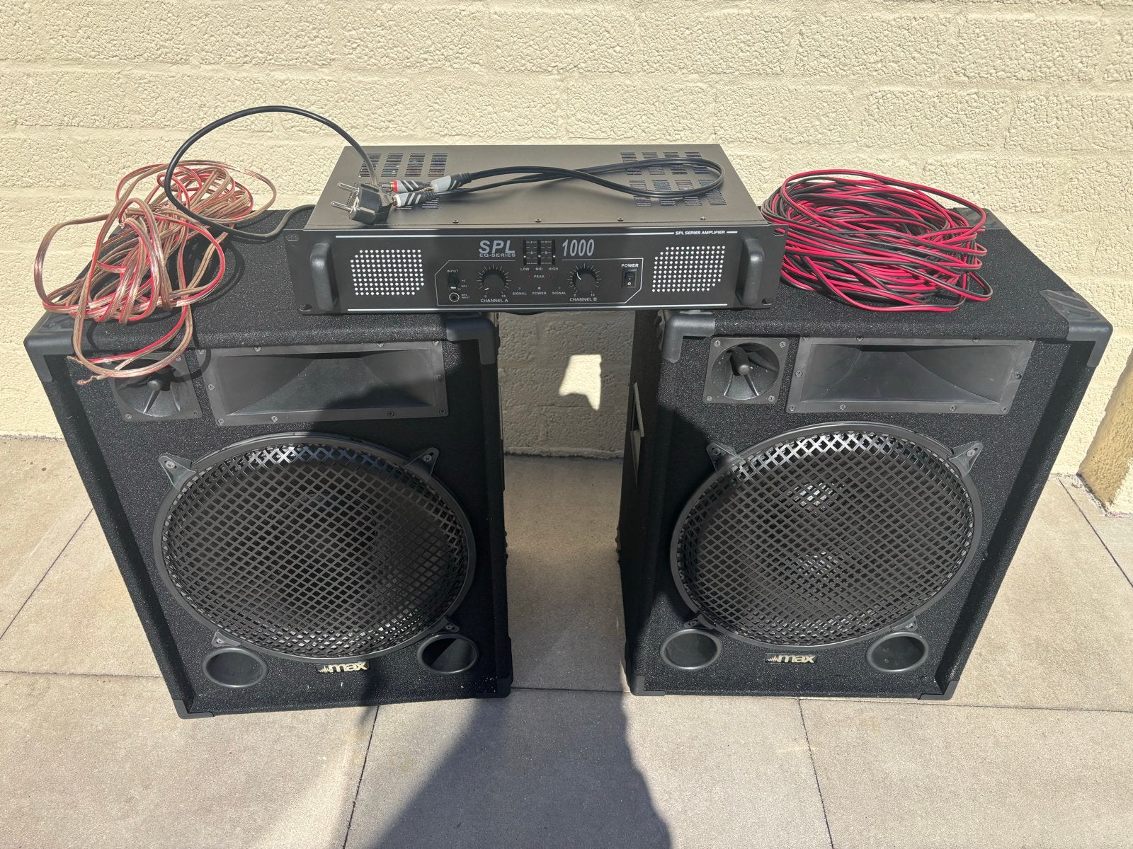 SPL 1000 EQ-Series Versterker met MAX 15 1000 watt Speakers, Gebruikt, Inclusief kabels, Speakerset, Ophalen