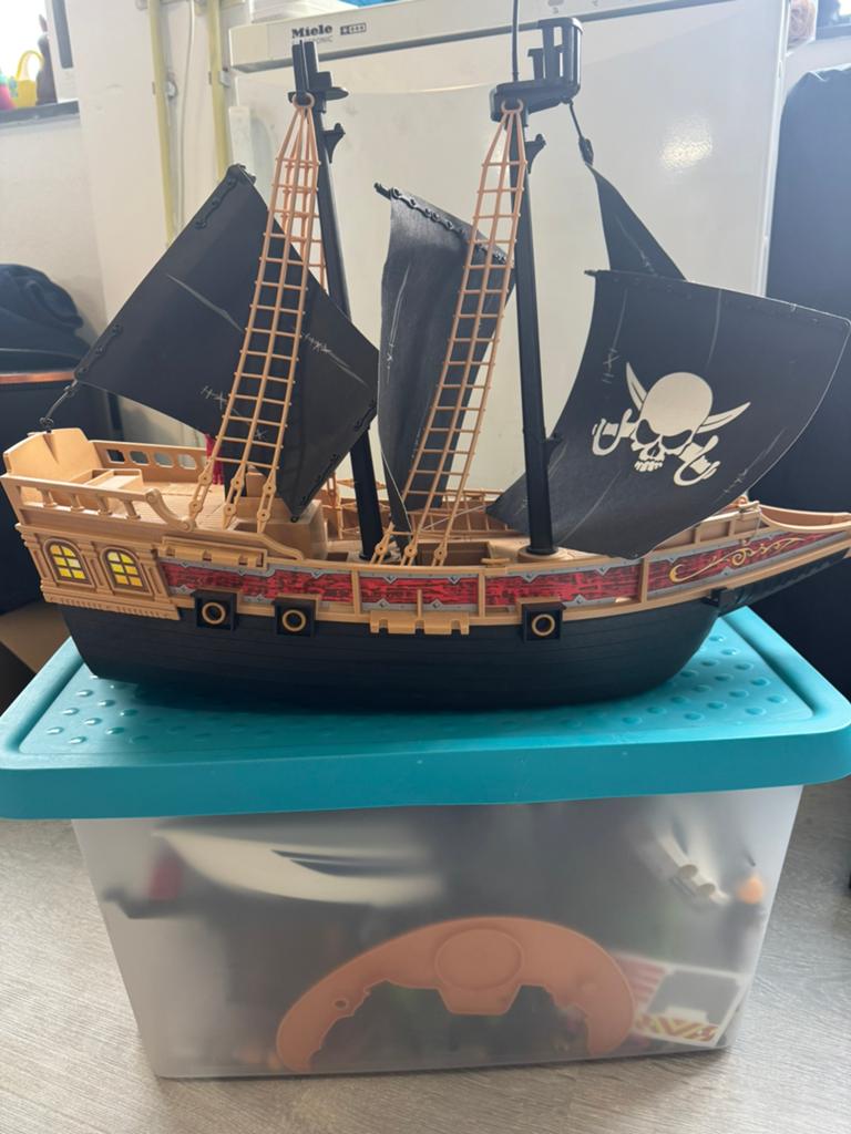 Kist vol playmobil + piratenschip, Kinderen en Baby's, Speelgoed | Playmobil, Ophalen, Zo goed als nieuw, Los playmobil