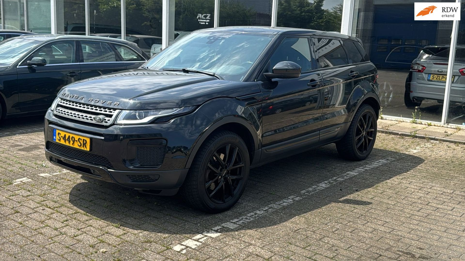 Land Rover Range Rover Evoque 2.0 Si4 Urban Series SE, Automaat, 4 cilinders, Leder en Stof, Zwart