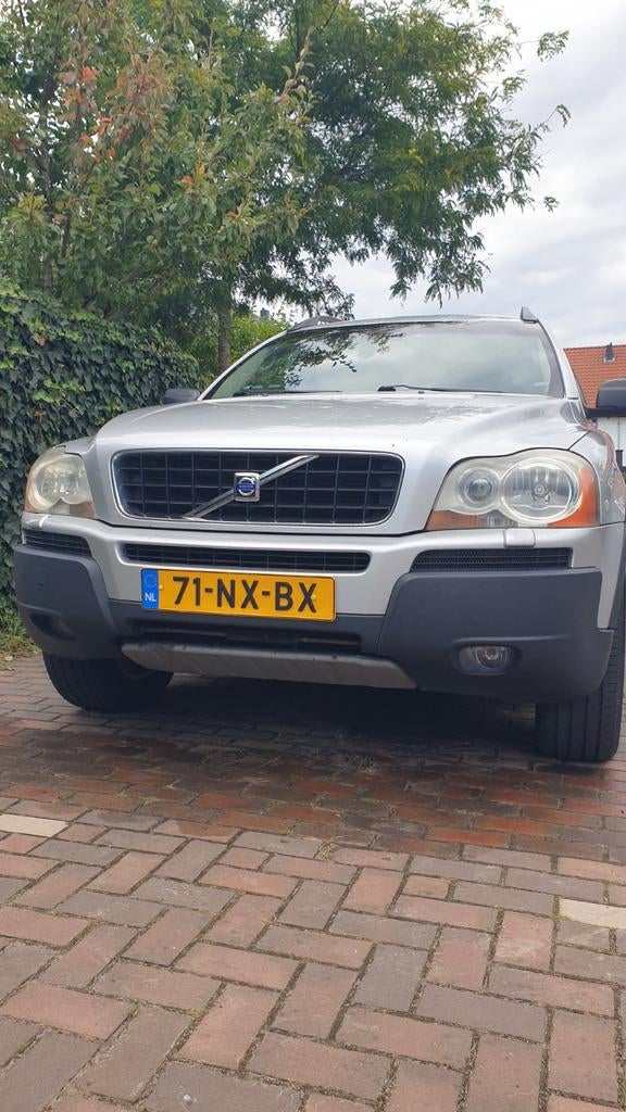 Volvo XC90 2.5 T Geartronic 2004 Grijs 7 zitter, Auto's, Volvo, 7 stoelen, 2521 cc, Origineel Nederlands, Vierwielaandrijving
