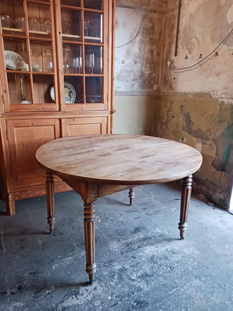 Ronde Kersenhouten Tafel, Ophalen