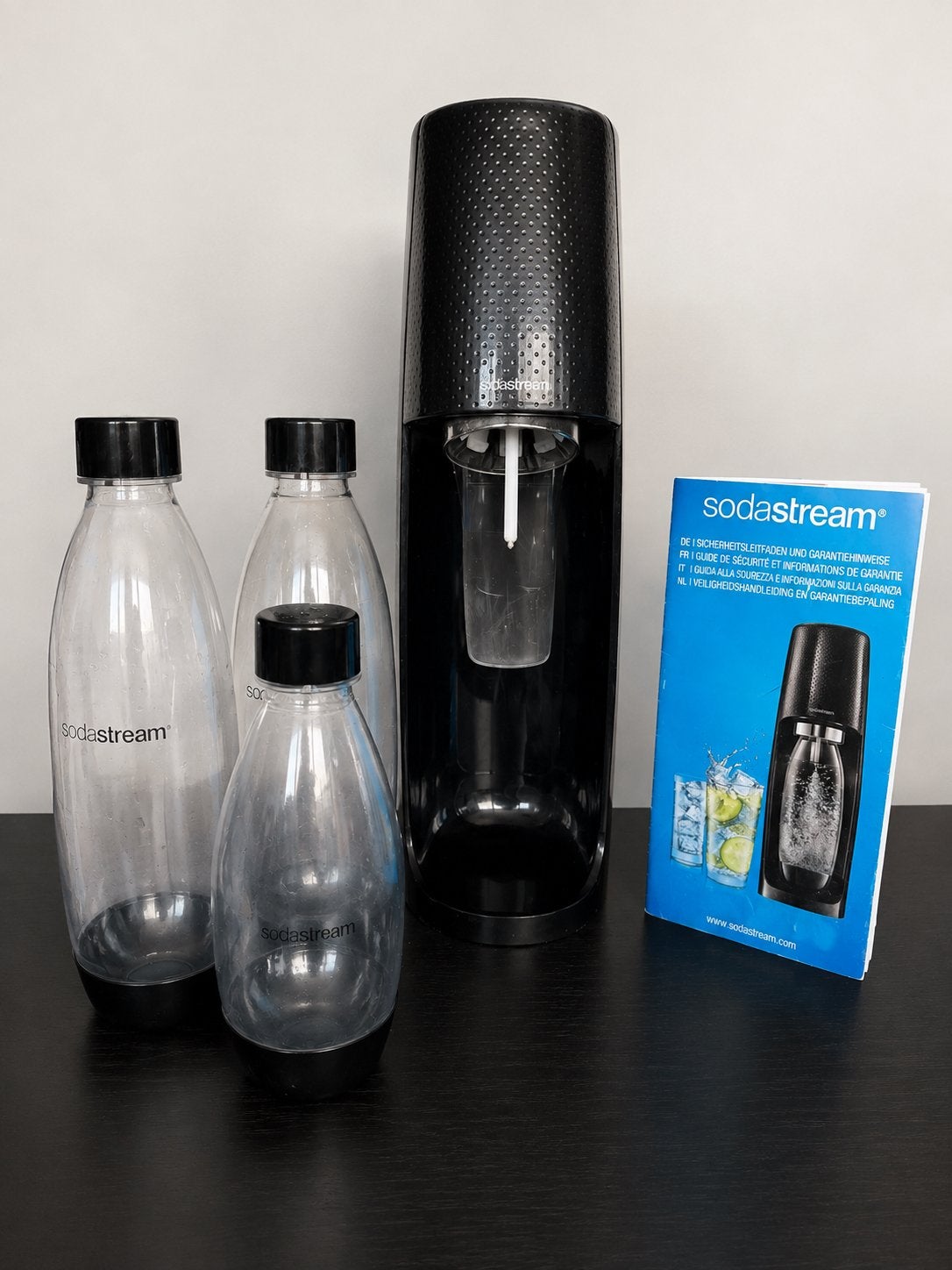 SodaStream Source bruiswatertoestel met 3 flessen, Witgoed en Apparatuur, Bruiswatermachines, B, Gebruikt, Z, Ophalen of Verzenden
