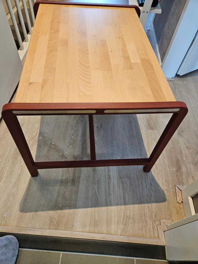 Ikea houten bankje, tafel en stoel - rood frame, licht hout, Ophalen, Twee, Modern, Scandinavisch, Zo goed als nieuw