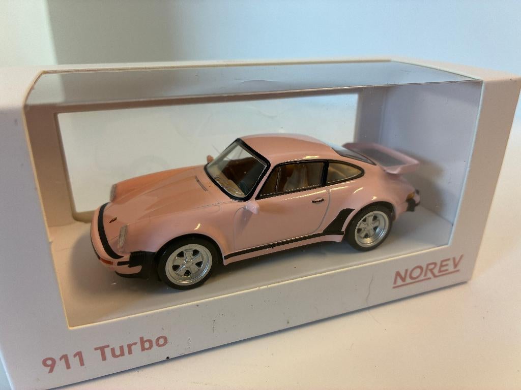 27544: Porsche 911 (930) Turbo - 1978 - Norev 1:43, Hobby en Vrije tijd, Modelauto's | 1:43, 70-72 avenue de Bohlen 69120 Vaulx-en-Velin, France
