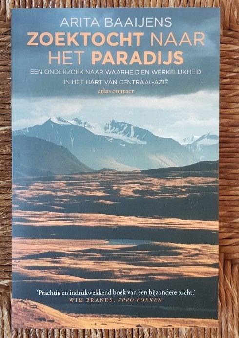 Zoektocht naar het paradijs - Arita Baaijens - Azië - IGST, Ophalen of Verzenden, Gelezen, Arita Baaijens, Azië