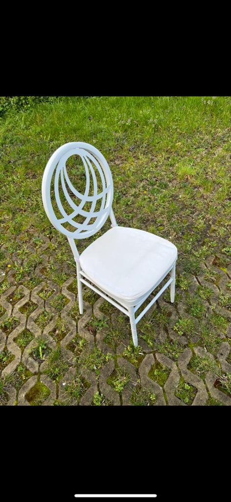 40 Mooie witte stoelen napoelon chiavari, Ophalen, Gebruikt, Overige