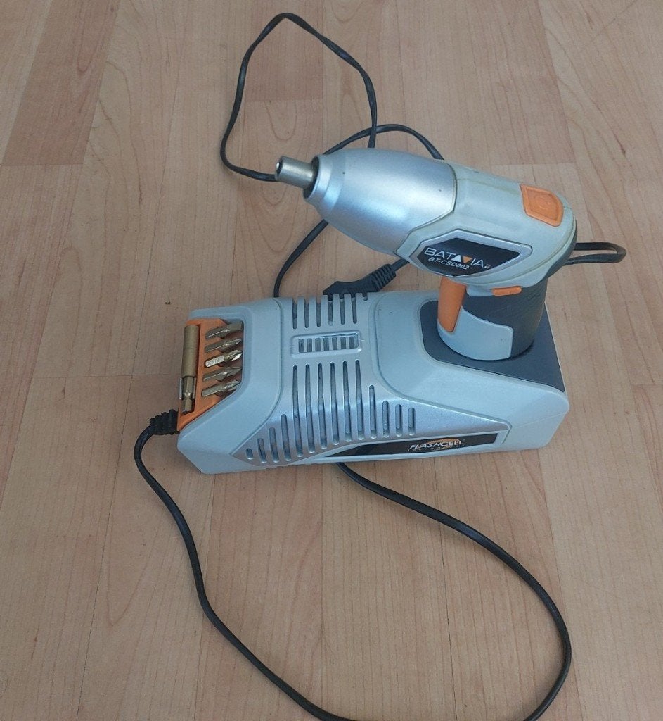 Accu schroevendraaier., Ophalen of Verzenden, Gebruikt, Schroevendraaier, Overige merken