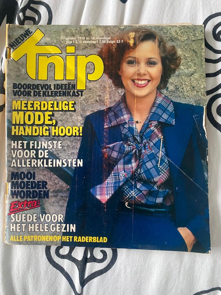 knip oktober 1976 maandblad voor zelfmaakmode, Hobby en Vrije tijd, Kledingpatronen, Gebruikt, Vrouw, Knipmode, Ophalen of Verzenden