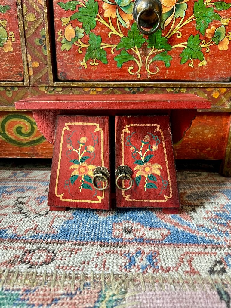 Vintage antiek houten Tibetaans altaart mini kastje console, Ophalen of Verzenden