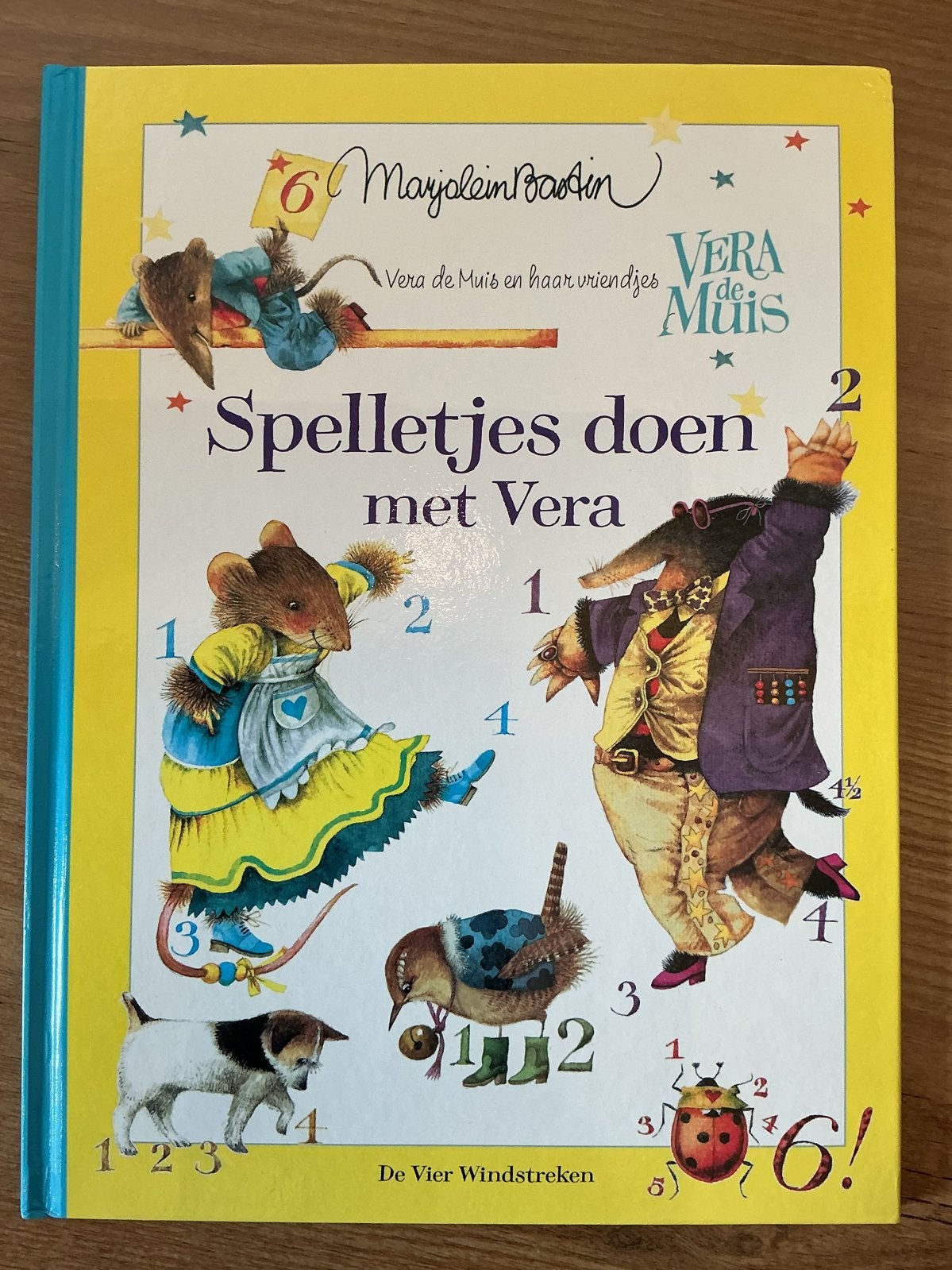 Spelletjes doen met Vera de Muis - Mayolain Bastin, Boeken, Ophalen of Verzenden, Zo goed als nieuw, Prentenboek