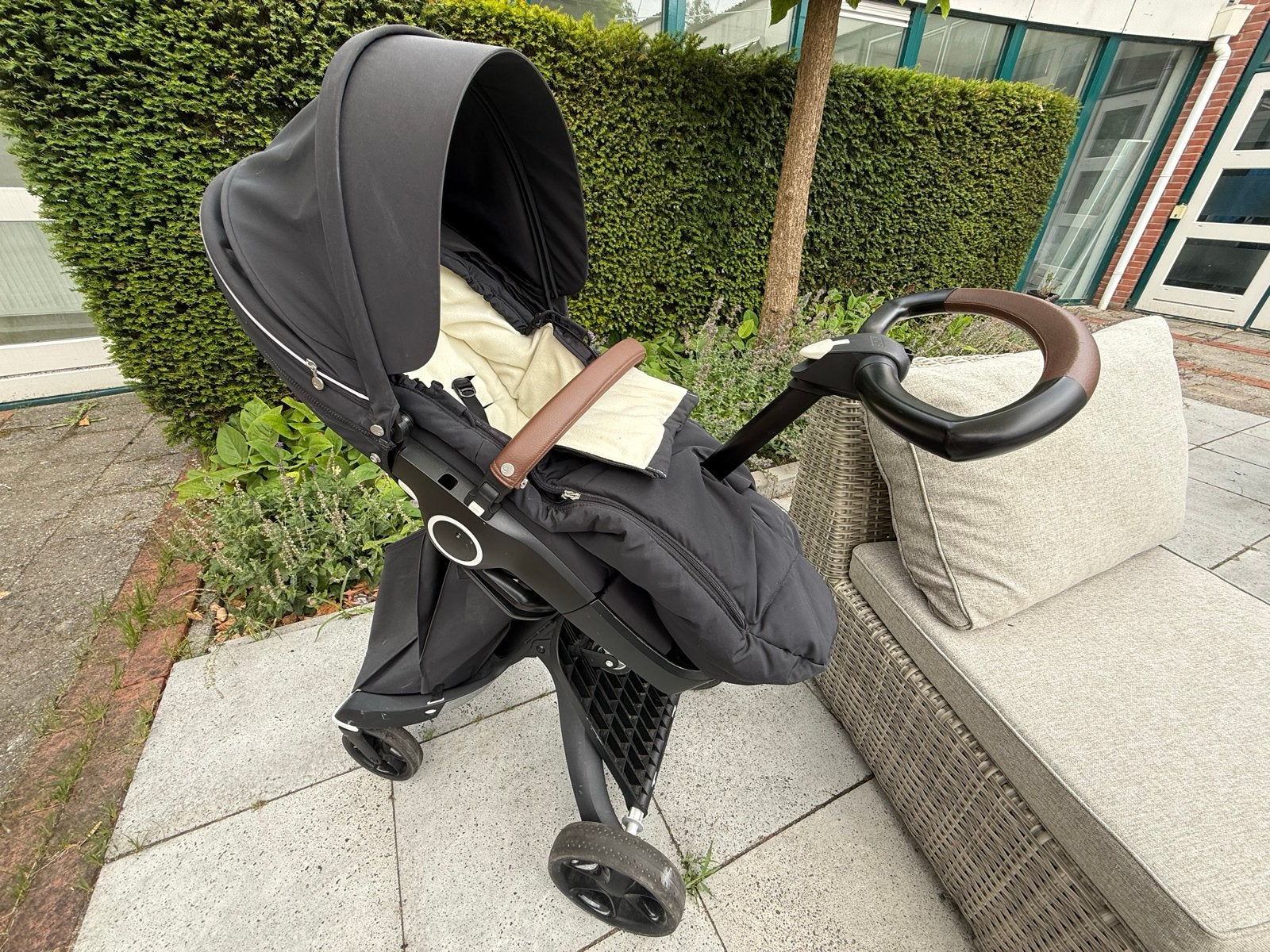 Stokke Xplory kinderwagen met accessoires - Zwart leer, Kinderen en Baby's, Kinderwagens en Combinaties, Zo goed als nieuw, Met reiswieg