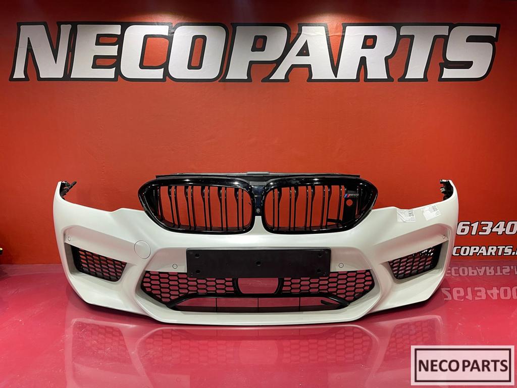 VOORBUMPER BMW M5 F90 BUMPER COMPLEET CAMERA DISTRONIC, Auto-onderdelen, Carrosserie en Plaatwerk, Achterklep, BMW, Achter, Gebruikt