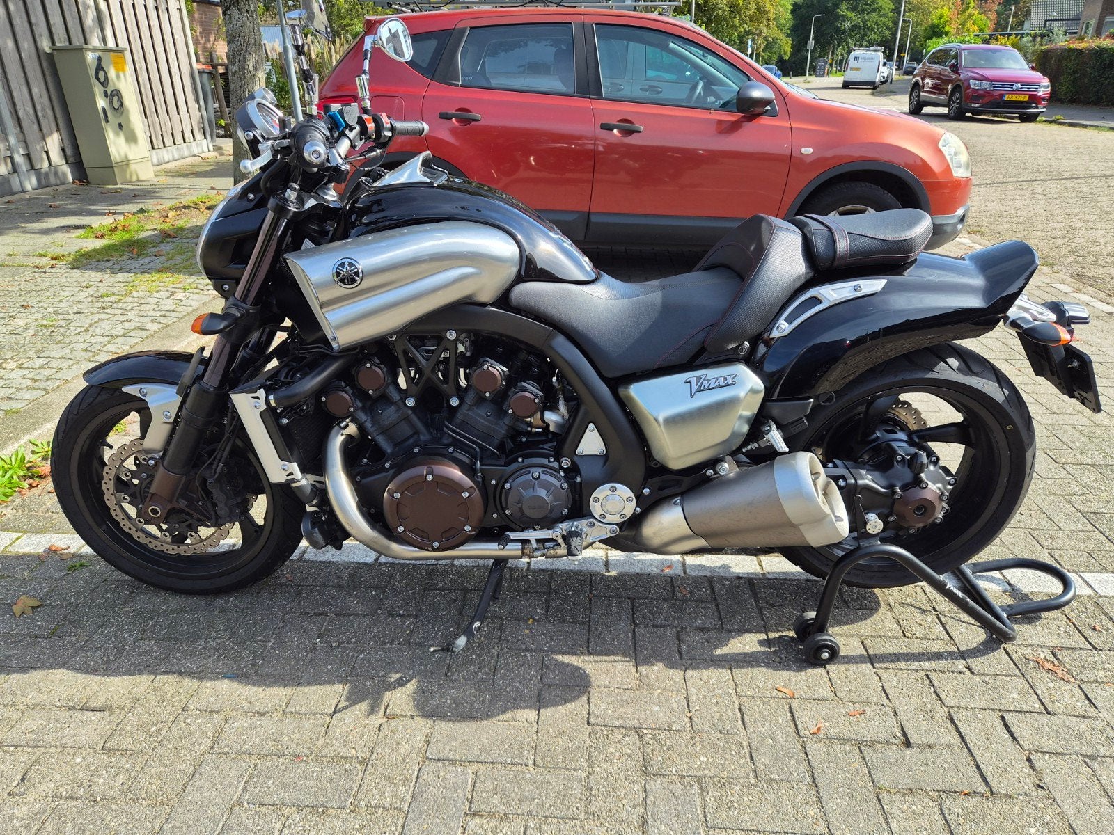 Yamaha V-Max 1700 - Krachtige Naked Bike, Motoren, Cardan-aandrijving, 4 cilinders, Gebruikt, Particulier