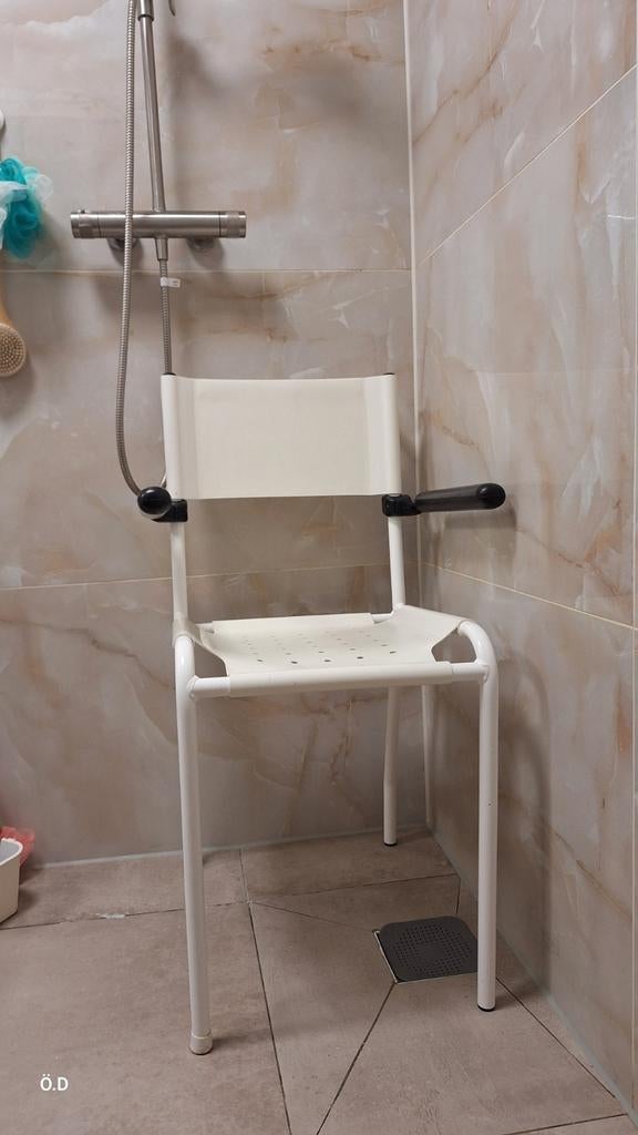 Badkamer douchestoel linido handicare, Ophalen of Verzenden