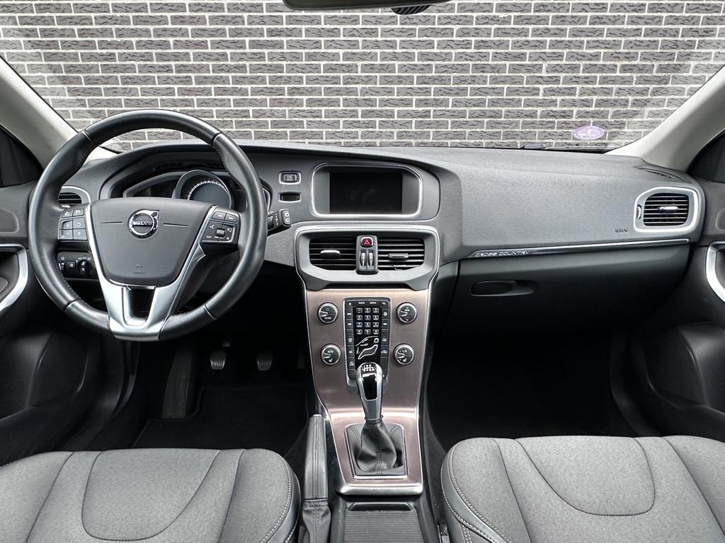 Volvo V40 Cross Country 2.0 T3 Summum | Navigatie | Camera |, Voorwielaandrijving, Gebruikt, Euro 6, 4 cilinders