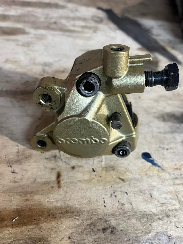 Yamaha aerox originele Brembo remklauw, Ophalen of Verzenden, Gebruikt