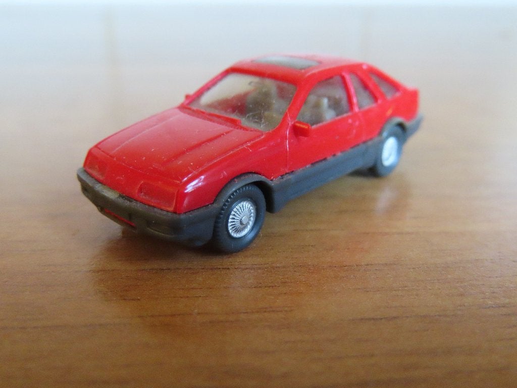 Schaalmodel Ford Sierra XR4 met schuifdak 1:87 Wiking, Hobby en Vrije tijd, Ophalen of Verzenden, Zo goed als nieuw, Auto, Wiking