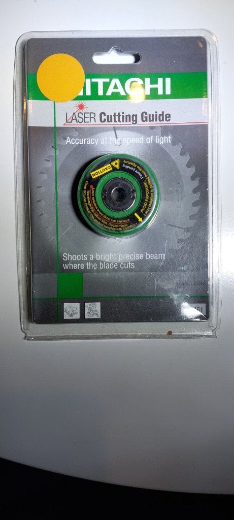 Nieuwe Hitachi Laser Cutting Guide voor Cirkelzaag, Cirkelzaag, Nieuw, Ophalen of Verzenden, 30 tot 70 mm