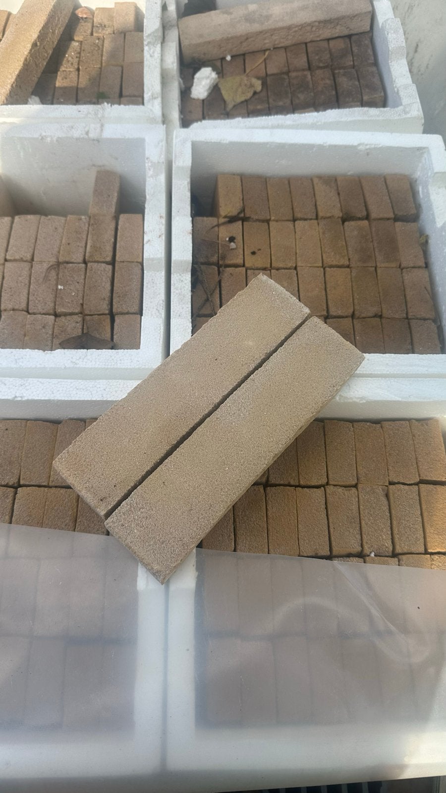 Gele Waalformaat Bakstenen - 11 Dozen, Doe-het-zelf en Verbouw, Ophalen, Nieuw, Bakstenen