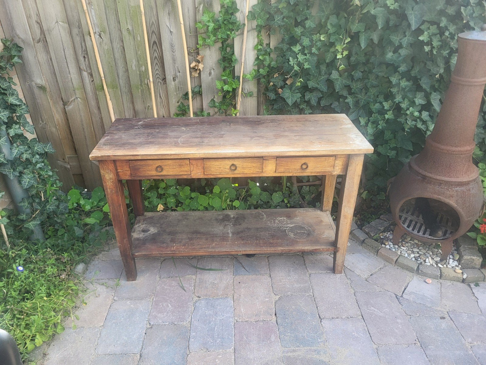 Massieve sidetable met lades, 140x40 cm, Tuin en Terras, Ophalen, Gebruikt