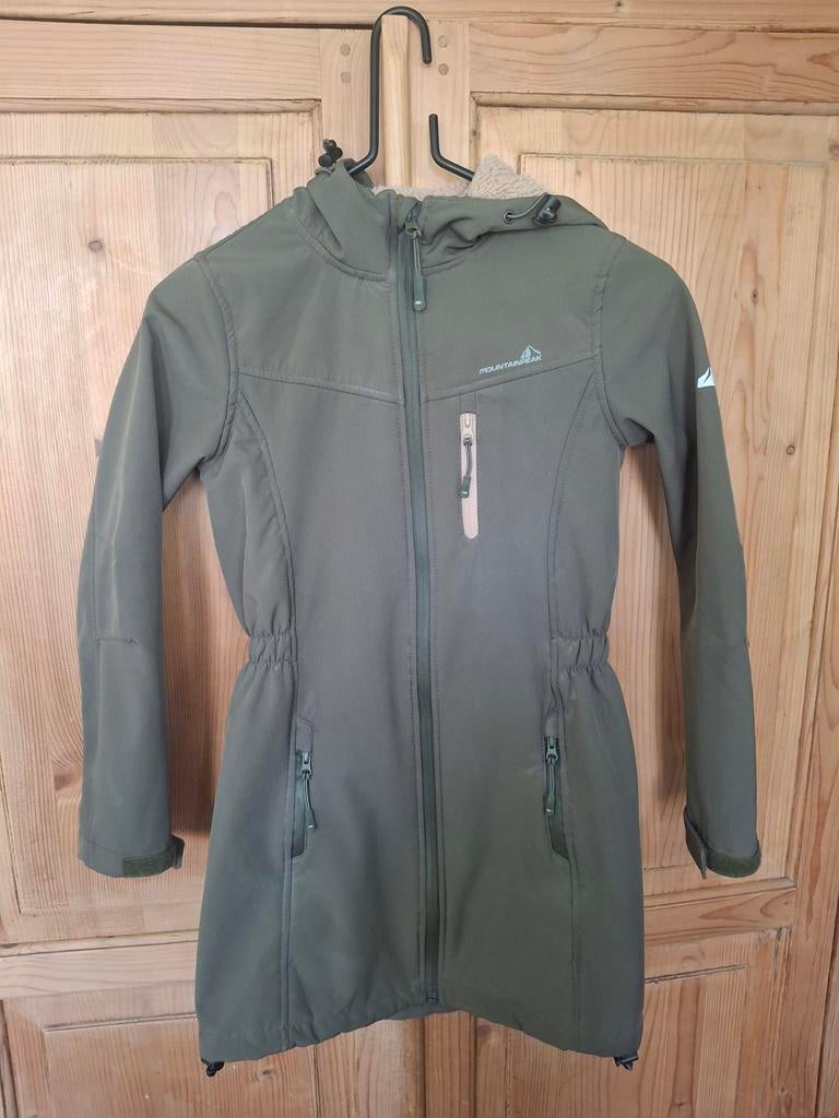 Softshell jas met voering maat 140 - Mountain Peak, Gebruikt, Jongen of Meisje, Ophalen of Verzenden, Mountain Peak