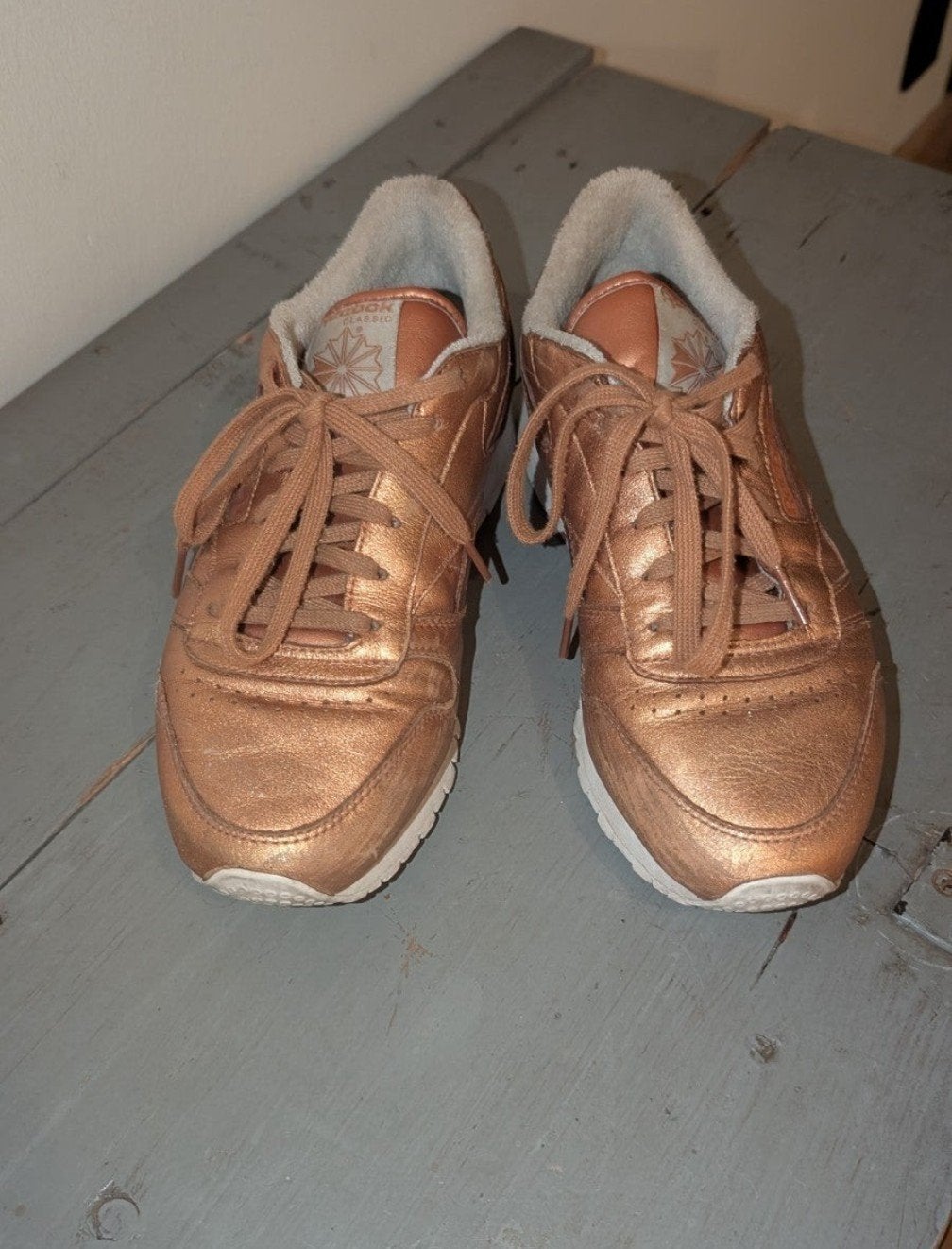 Goud bruine leren Reebok sneakers met metallic uitstraling., Bruin, Ophalen of Verzenden, Sneakers of Gympen, Reebok