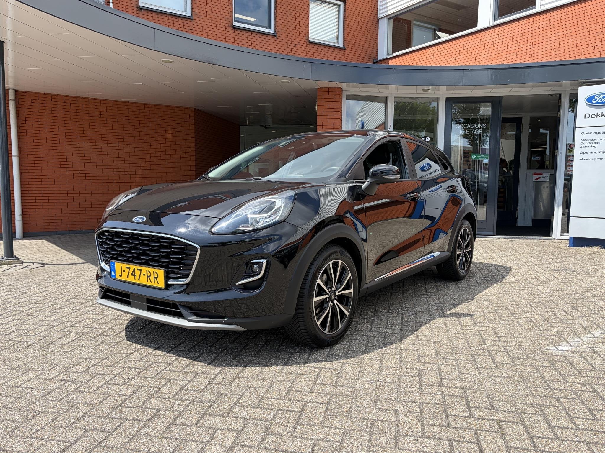 Ford Puma 1.0 EcoBoost Hybrid Titanium Trekhaak!, Auto's, Voorwielaandrijving, Euro 6, Zwart, Origineel Nederlands