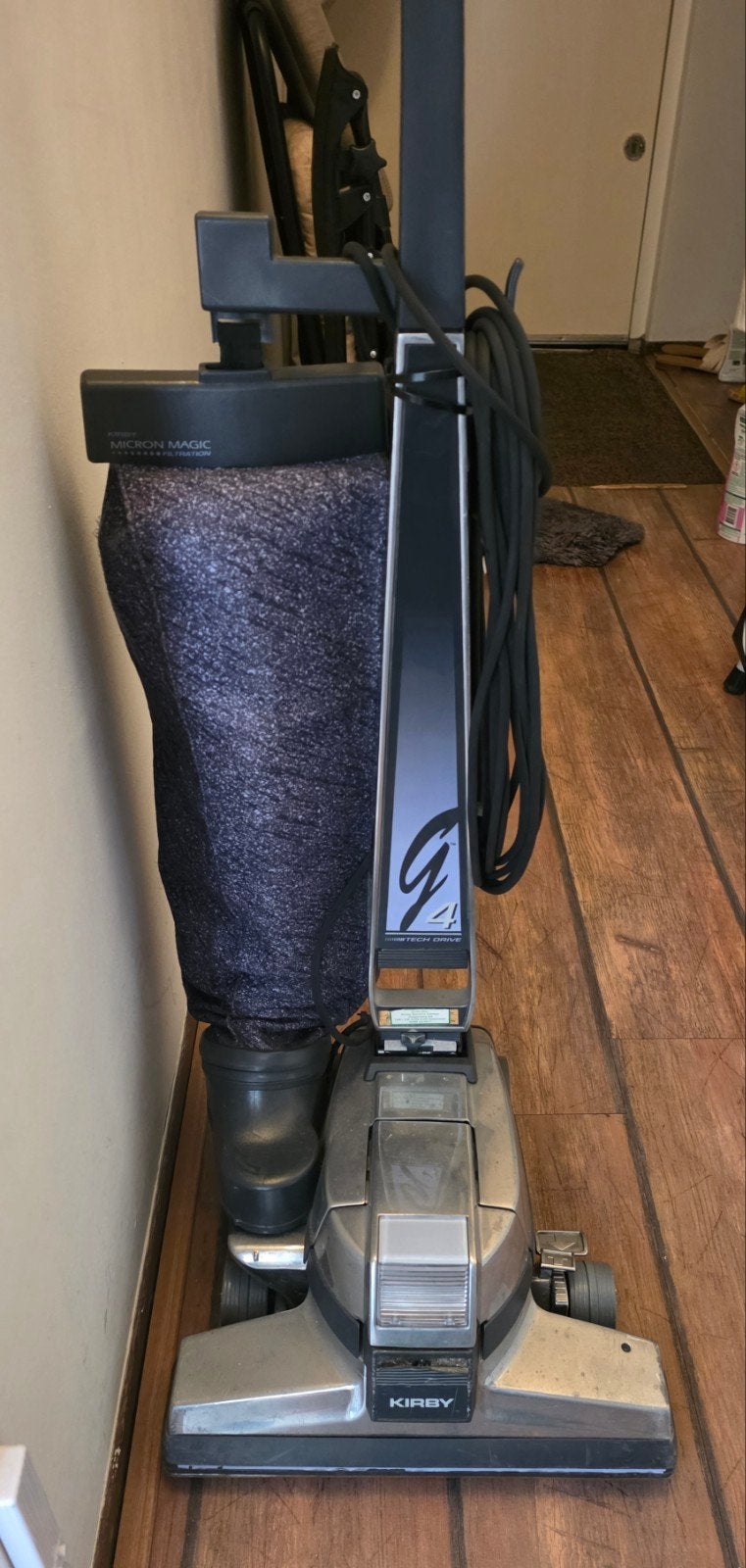 Kirby G4 Stofzuiger met accessoires en handleiding, Overige merken, Gebruikt, Geschikt voor harde vloeren, Sledestofzuiger