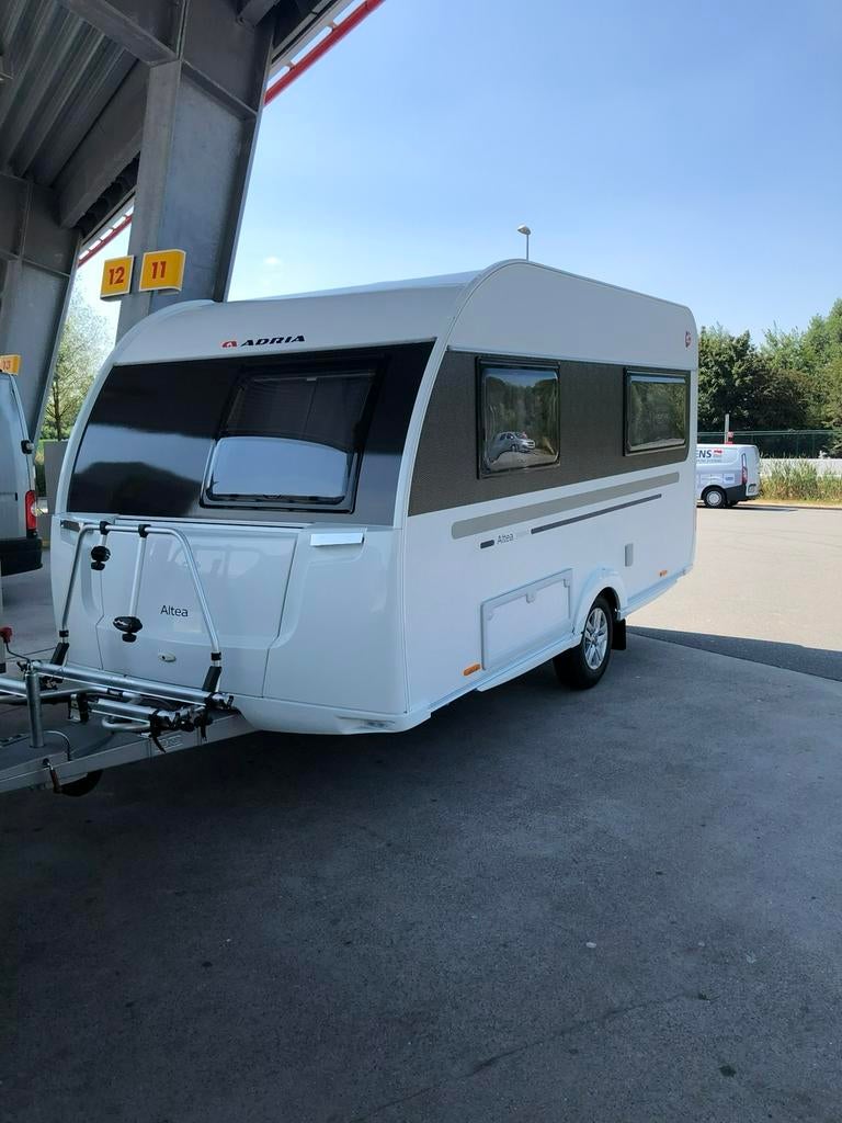 Adria 392ph / 402 ph 2018, Caravans en Kamperen, Mover, Rondzit, Particulier, Adria