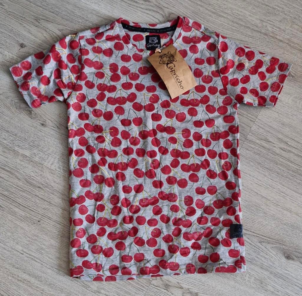 Capricho T-shirt met kersenprint - Maat 152, Nieuw, Ophalen of Verzenden, Capricho, Shirt of Longsleeve